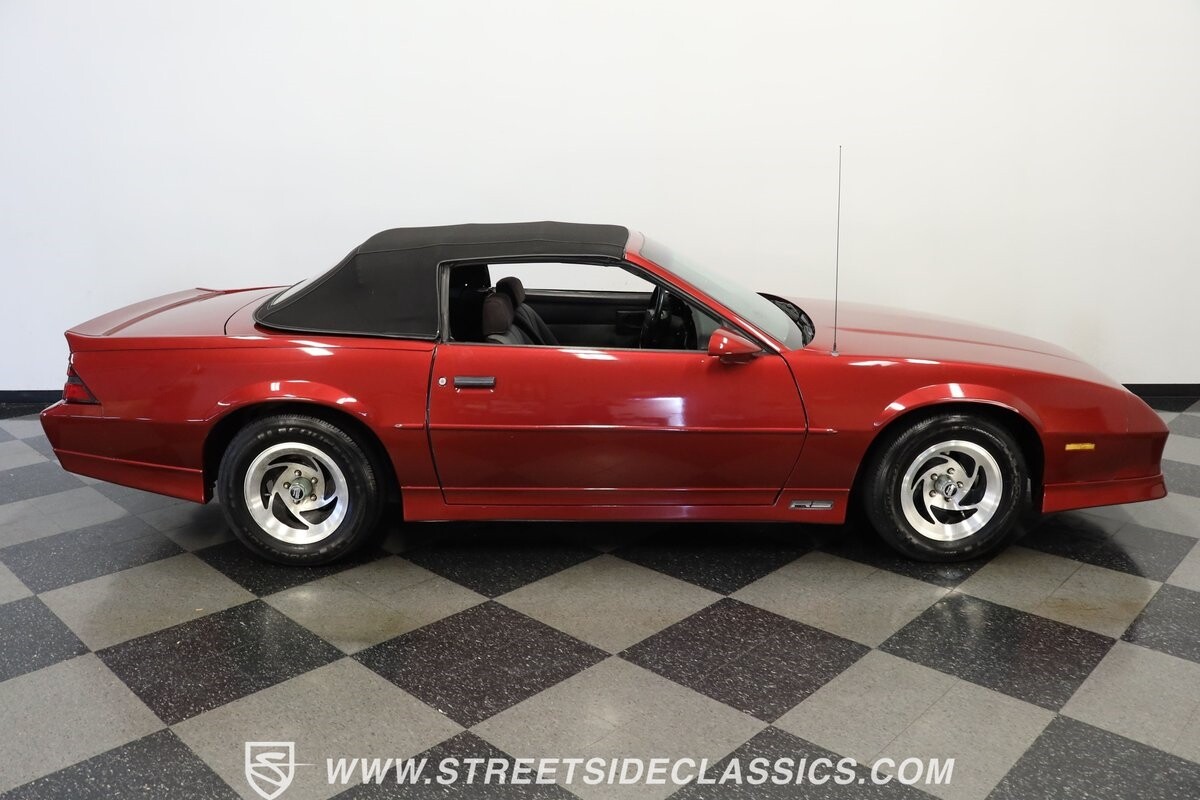 Chevrolet-Camaro-1990-Convertible-10