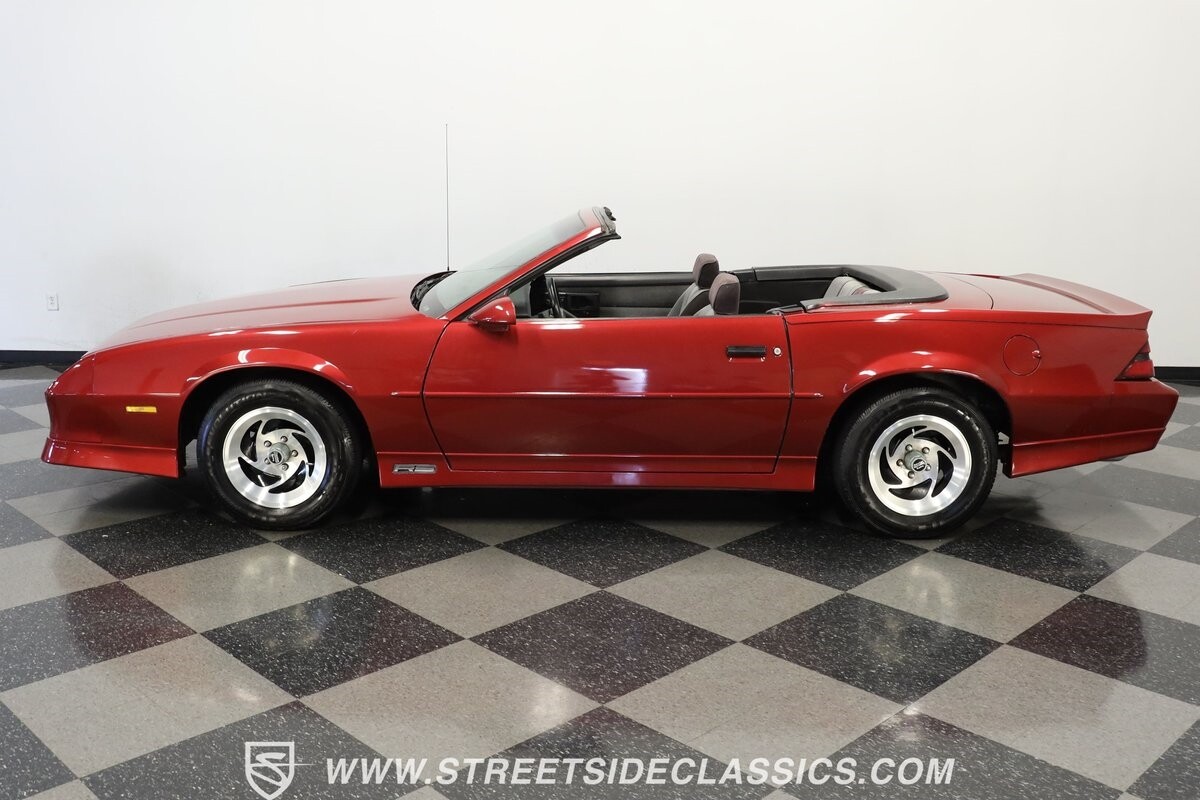 Chevrolet-Camaro-1990-Convertible-2