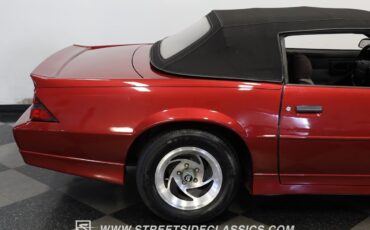 Chevrolet-Camaro-1990-Convertible-25