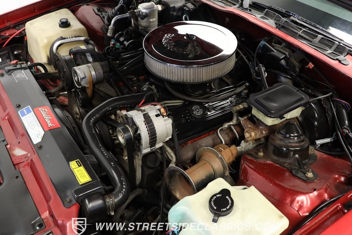 Chevrolet-Camaro-1990-Convertible-28