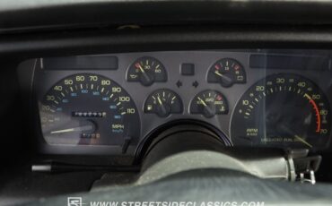 Chevrolet-Camaro-1990-Convertible-34