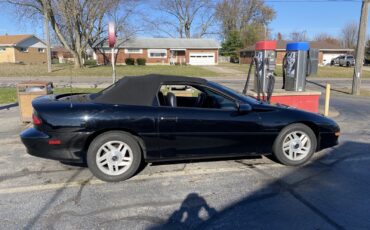 Chevrolet-Camaro-1994-Convertible-3