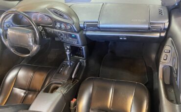 Chevrolet-Camaro-1994-Convertible-9