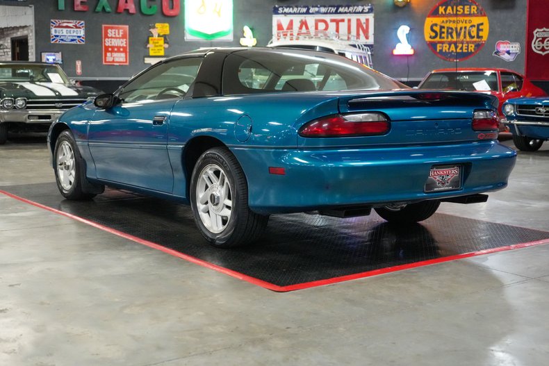 Chevrolet-Camaro-1994-Teal-Gray-25