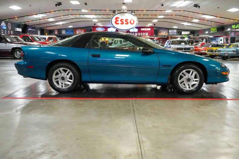 Chevrolet-Camaro-1994-Teal-Gray-28