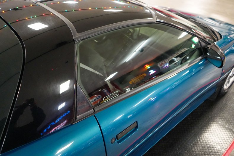 Chevrolet-Camaro-1994-Teal-Gray-6