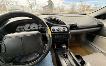 Chevrolet-Camaro-1995-10