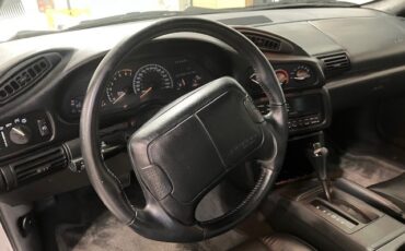 Chevrolet-Camaro-1995-Convertible-11