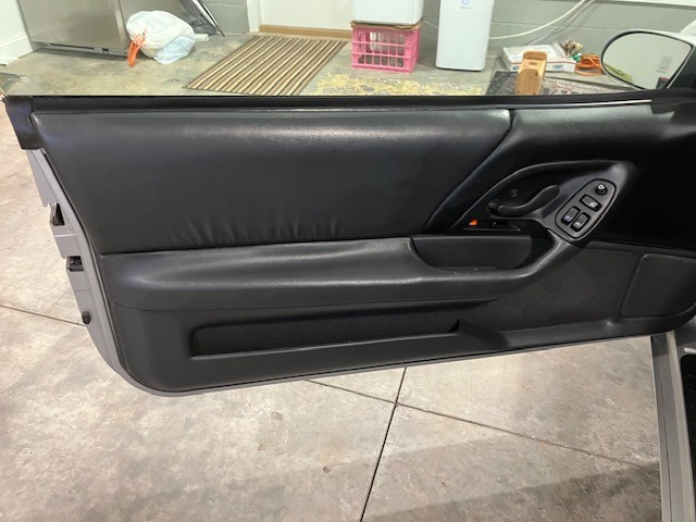 Chevrolet-Camaro-1995-Convertible-9