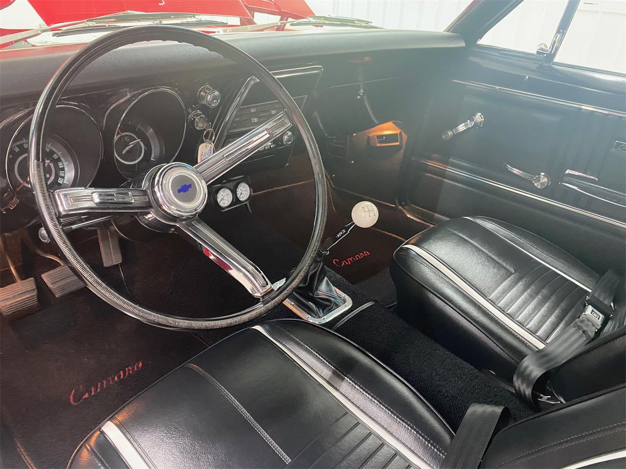 Chevrolet-Camaro-rs-1967-Red-Black-11