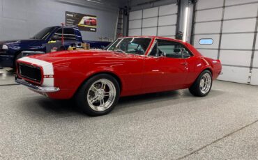 Chevrolet-Camaro-rs-1967-Red-Black