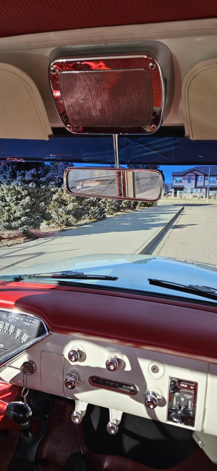 Chevrolet-Cameo-Carrier-1955-38