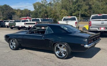 Chevrolet-Camrao-Resto-mod-slick-paint-LS-V8-4l60-cold-ac-1969-2