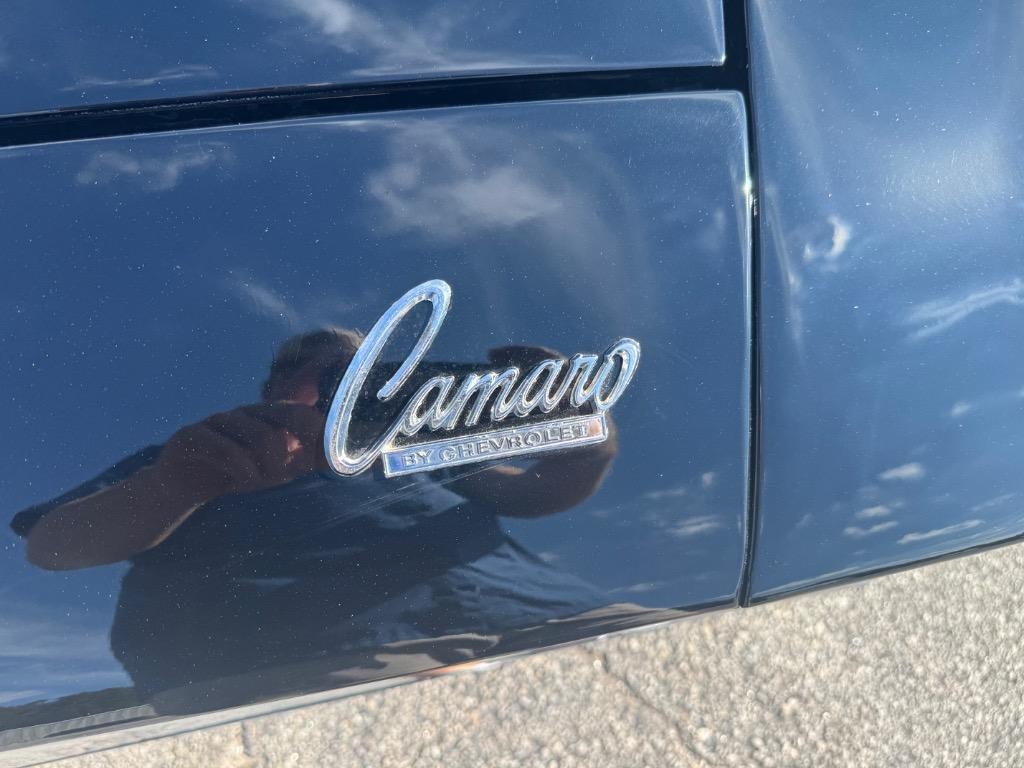 Chevrolet-Camrao-Resto-mod-slick-paint-LS-V8-4l60-cold-ac-1969-34