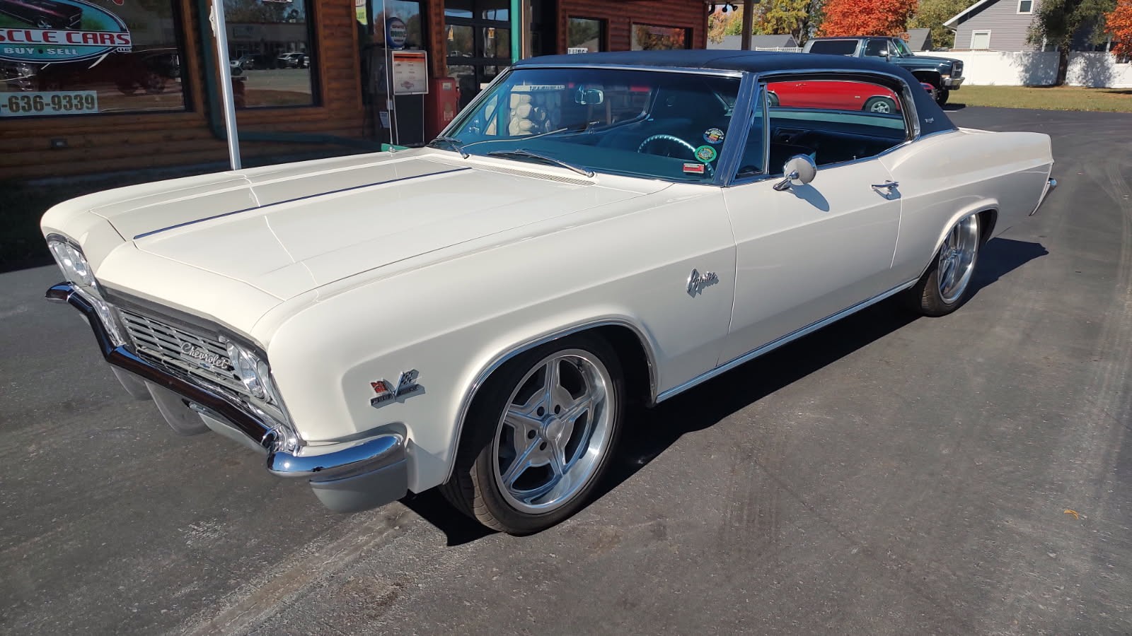 Chevrolet-Caprice-1966-2-Door-Coupe-1