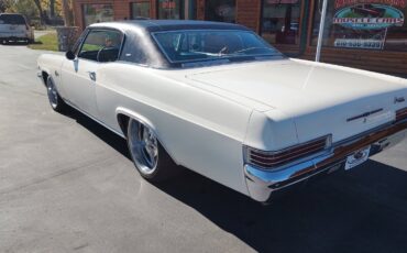 Chevrolet-Caprice-1966-2-Door-Coupe-10