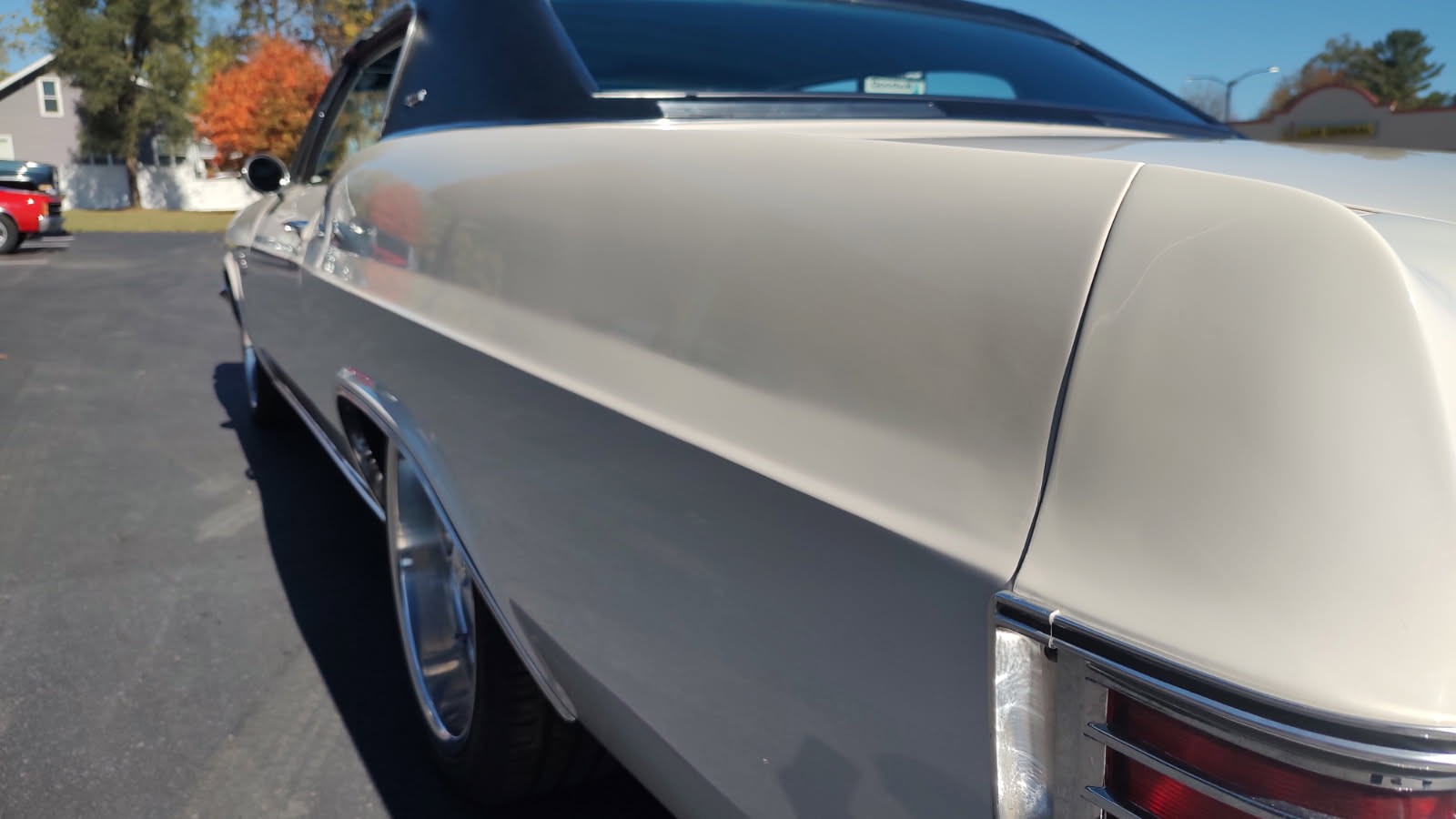 Chevrolet-Caprice-1966-2-Door-Coupe-32