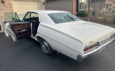 Chevrolet-Caprice-1967-Sedan-17