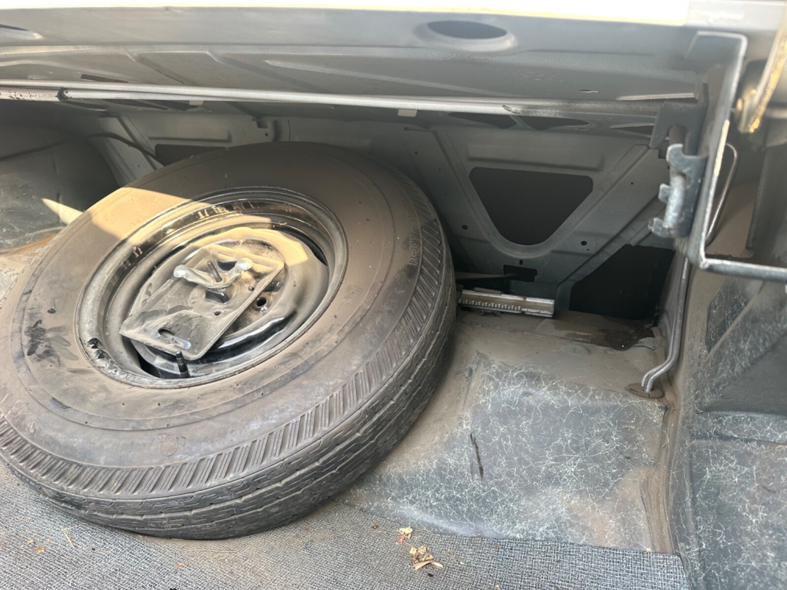 Chevrolet-Caprice-1967-Sedan-30