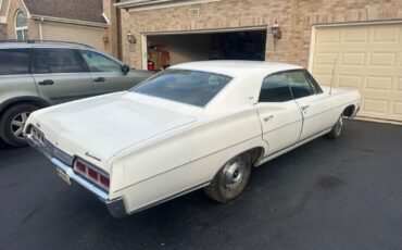 Chevrolet-Caprice-1967-Sedan-6