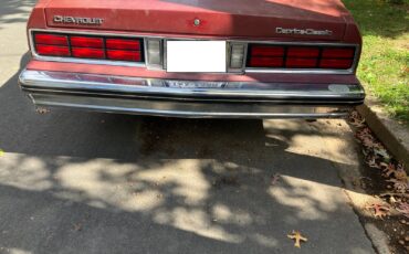 Chevrolet-Caprice-1990-Sedan-11