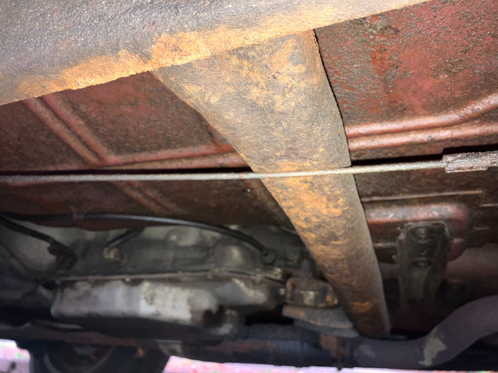 Chevrolet-Caprice-1990-Sedan-15