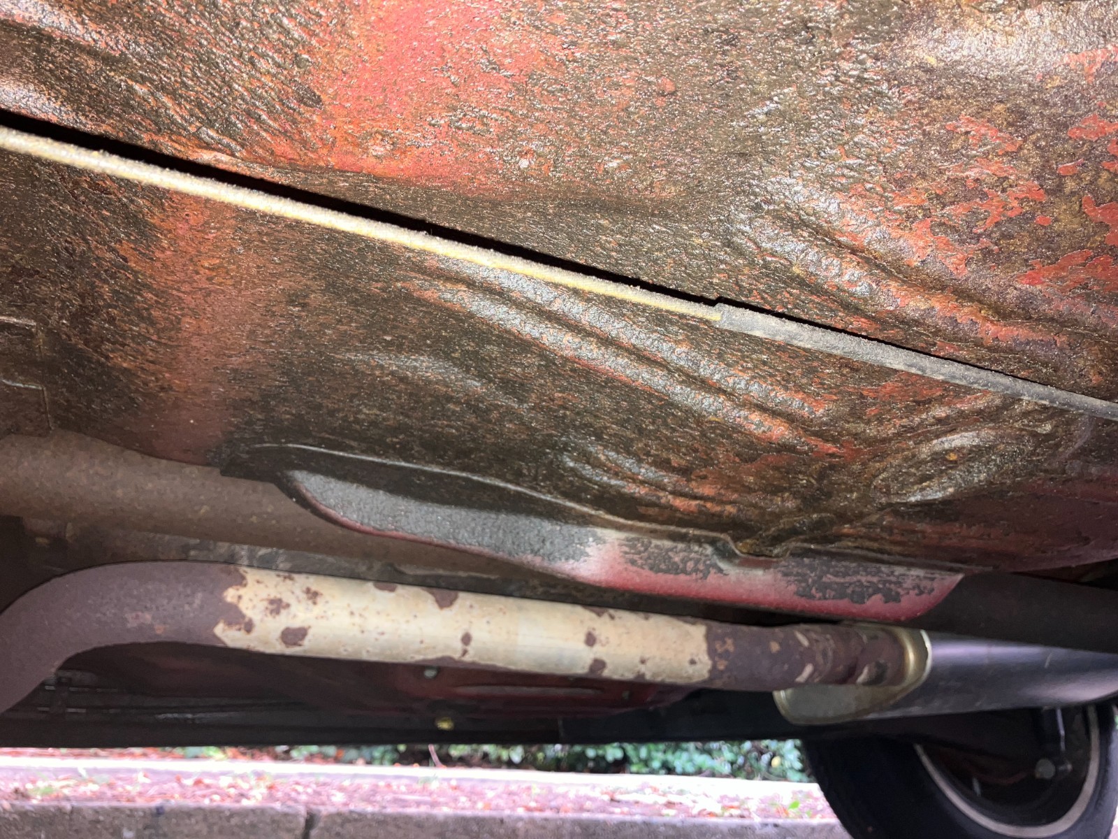 Chevrolet-Caprice-1990-Sedan-16