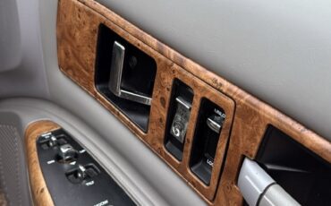 Chevrolet-Caprice-1993-10