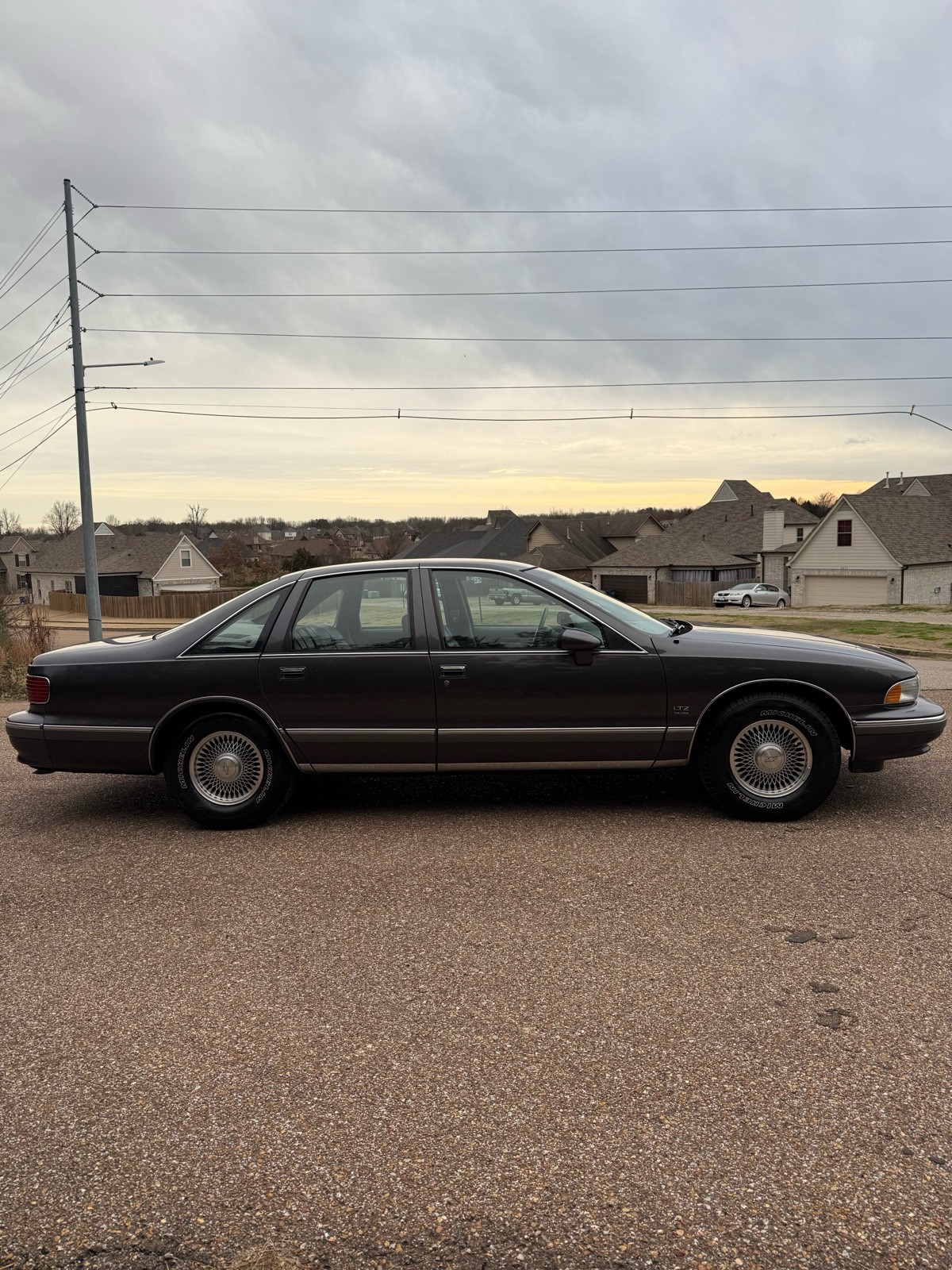 Chevrolet-Caprice-1993-2