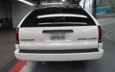 Chevrolet-Caprice-1993-Wagon-13