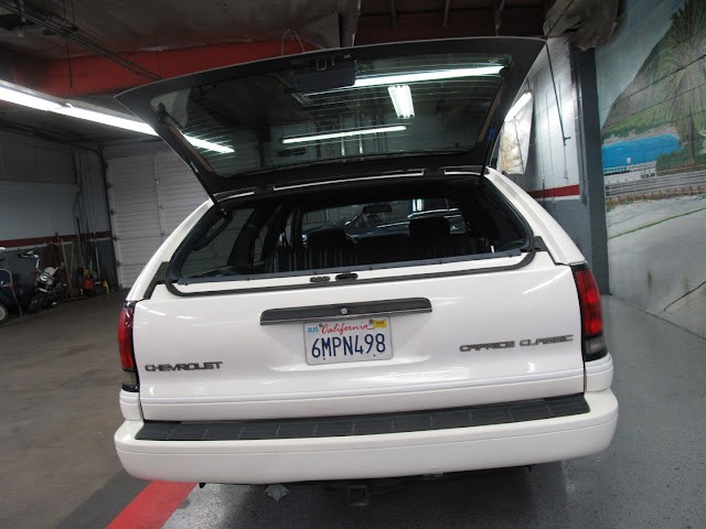 Chevrolet-Caprice-1993-Wagon-17