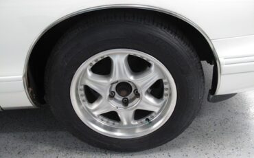 Chevrolet-Caprice-1993-Wagon-33