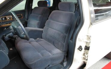 Chevrolet-Caprice-1993-Wagon-38