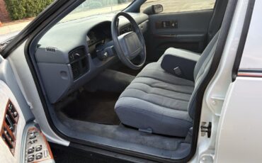 Chevrolet-Caprice-1994-10