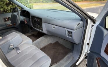 Chevrolet-Caprice-1994-12