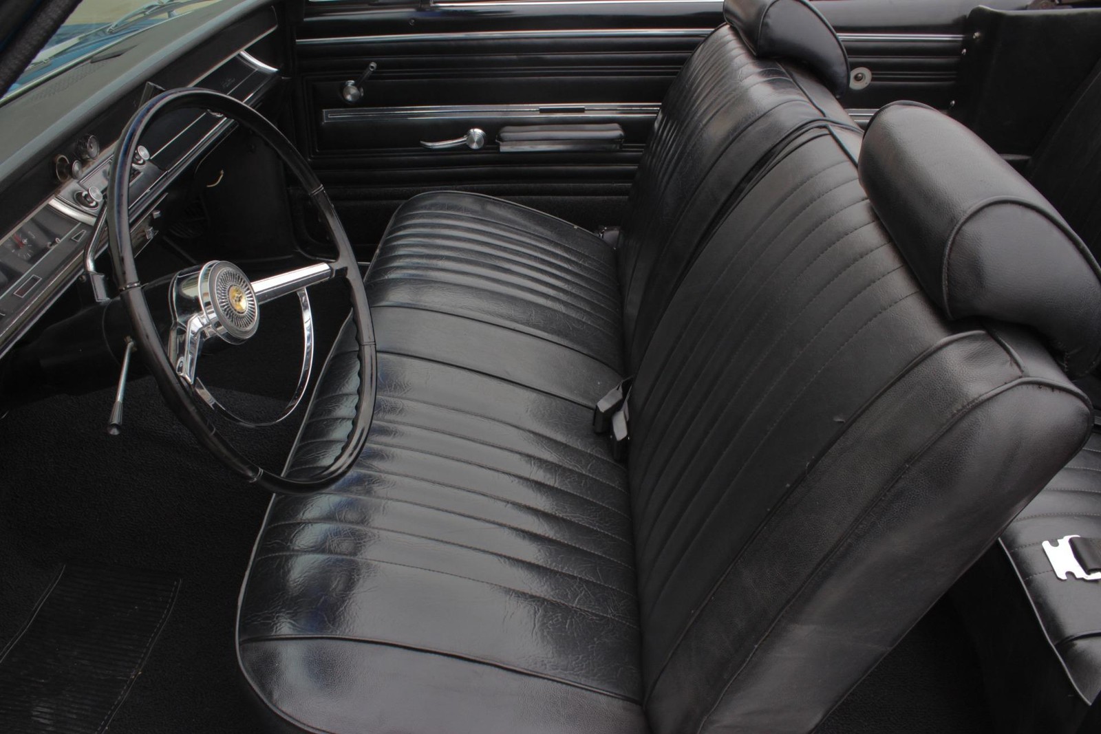 Chevrolet-Chevelle-1966-2-Door-12