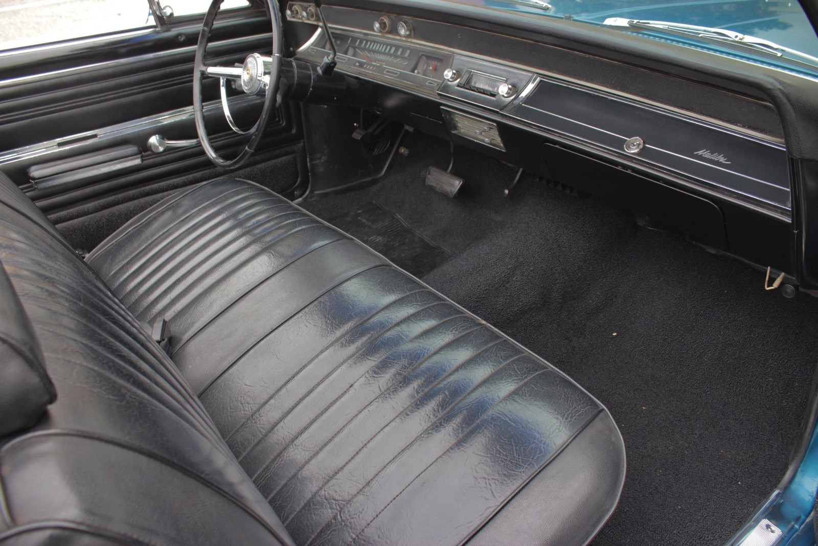 Chevrolet-Chevelle-1966-2-Door-13