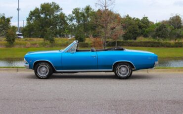 Chevrolet-Chevelle-1966-2-Door-19