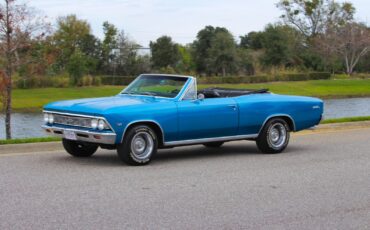 Chevrolet-Chevelle-1966-2-Door-21