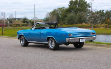 Chevrolet-Chevelle-1966-2-Door-3