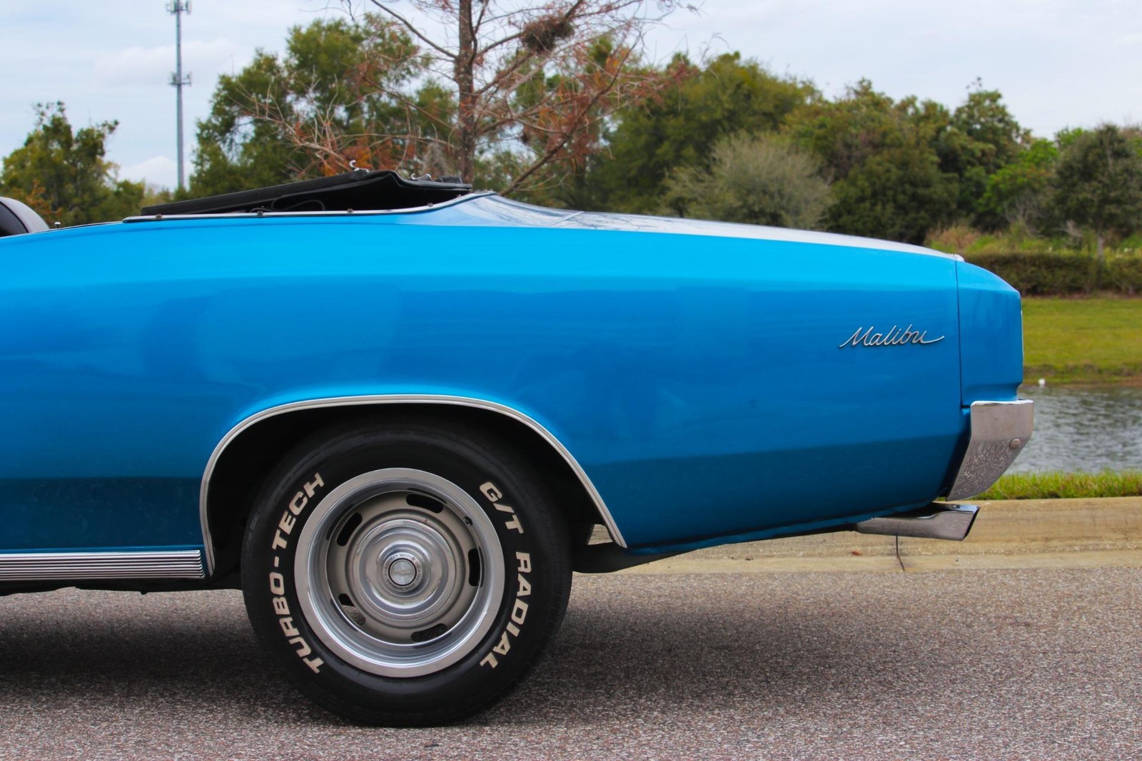 Chevrolet-Chevelle-1966-2-Door-31