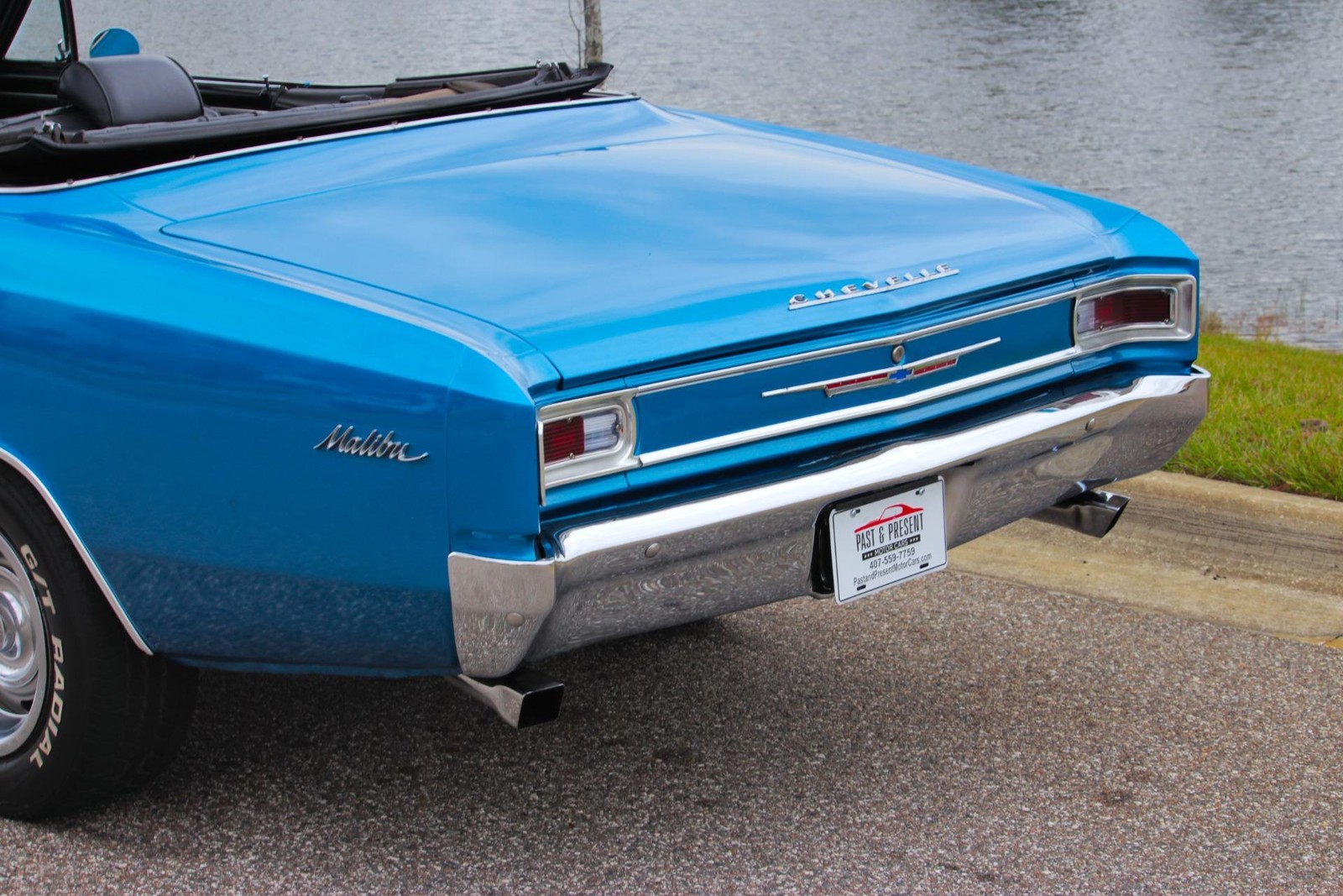 Chevrolet-Chevelle-1966-2-Door-32