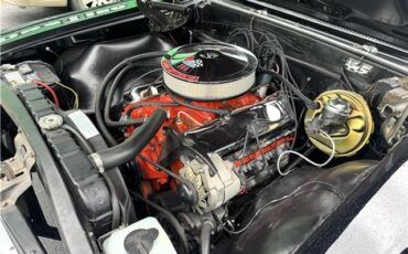 Chevrolet-Chevelle-1966-2-Door-Coupe-11