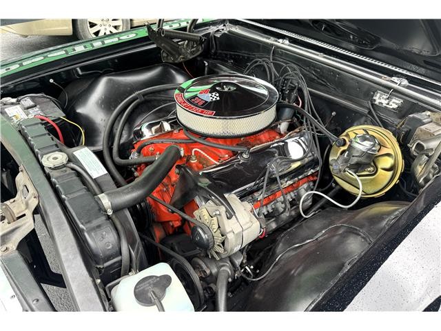 Chevrolet-Chevelle-1966-2-Door-Coupe-11