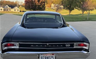 Chevrolet-Chevelle-1966-2-Door-Coupe-20