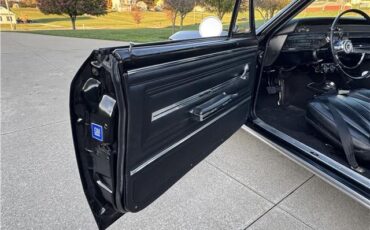 Chevrolet-Chevelle-1966-2-Door-Coupe-23