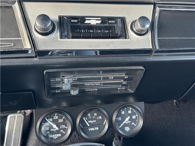 Chevrolet-Chevelle-1966-2-Door-Coupe-26