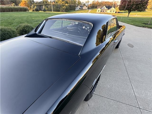 Chevrolet-Chevelle-1966-2-Door-Coupe-29