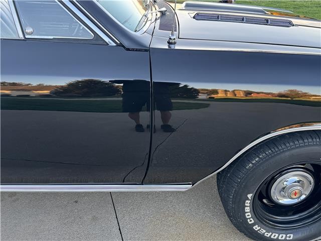 Chevrolet-Chevelle-1966-2-Door-Coupe-32