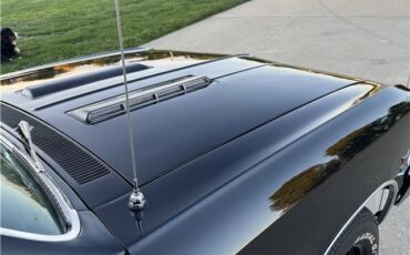 Chevrolet-Chevelle-1966-2-Door-Coupe-33